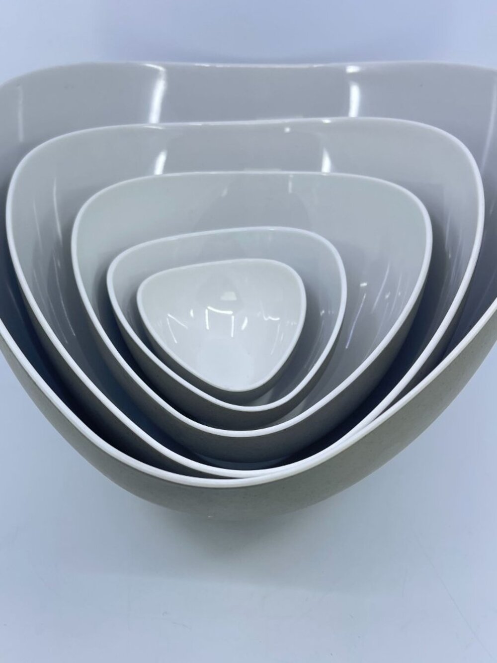 vintage precidio objects melaminr nesting bowls set of 5 white & speckled beige